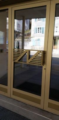 porte entree poignee sur mesure